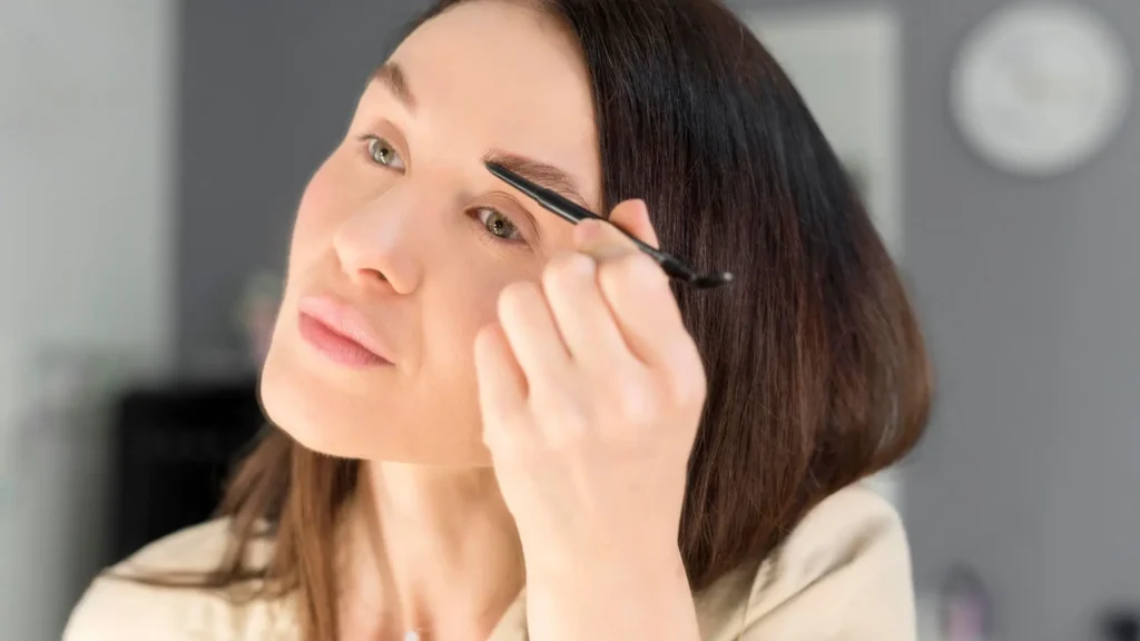 how long do eyebrows take to grow back